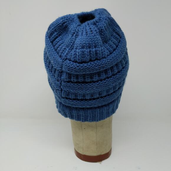 C.C. Exclusives Cable Knit Beanie Hat Blue Patch Logo 100% Acrylic - Picture 8 of 13